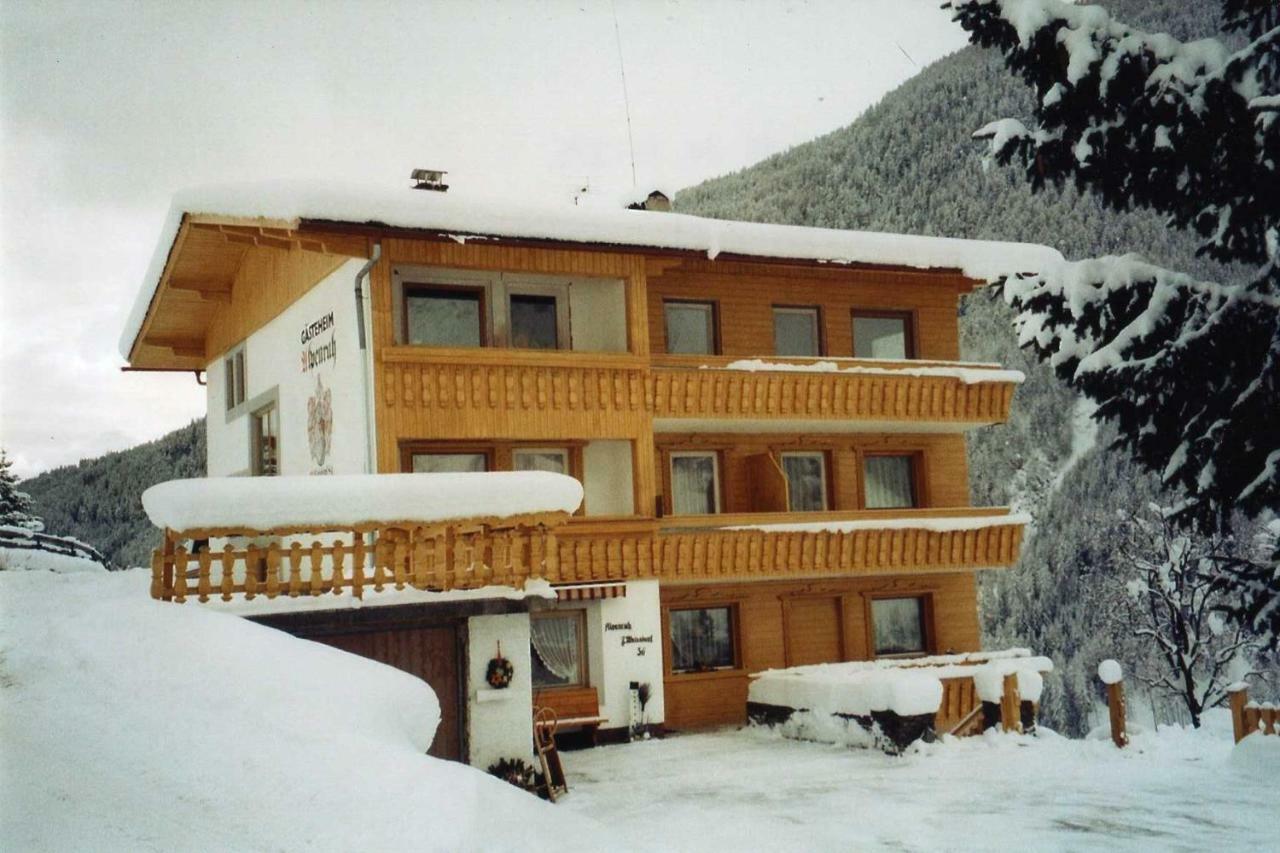 Gastehaus Alpenruh Hotel Pragraten Exterior photo